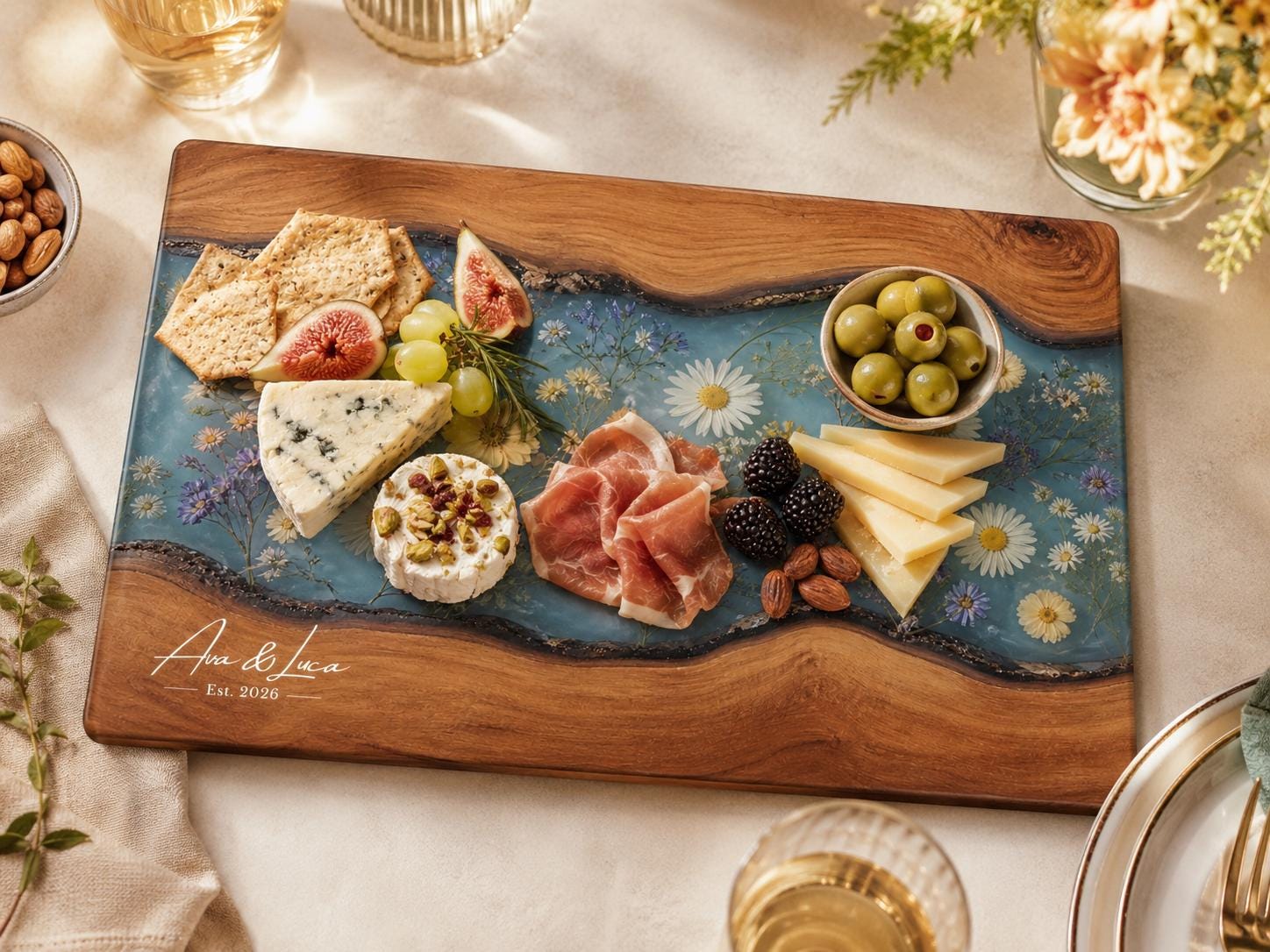 Personalized Floral Cutting Board, Botanical Charcuterie Board, Spring Kitchen Gift, Custom Couples Names Cutting Board